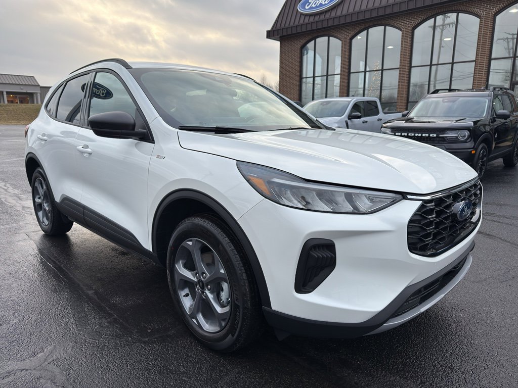 New 2026 Ford Escape ST-Line w/ Tech Pack #1 image 2