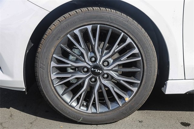 New 2024 Kia Forte GT-Line w/ GT-Line Premium Package image 11