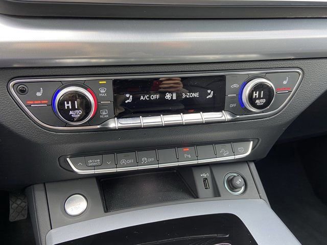 Certified 2024 Audi Q5 2.0T Premium w/ Summer of Audi Package image 21