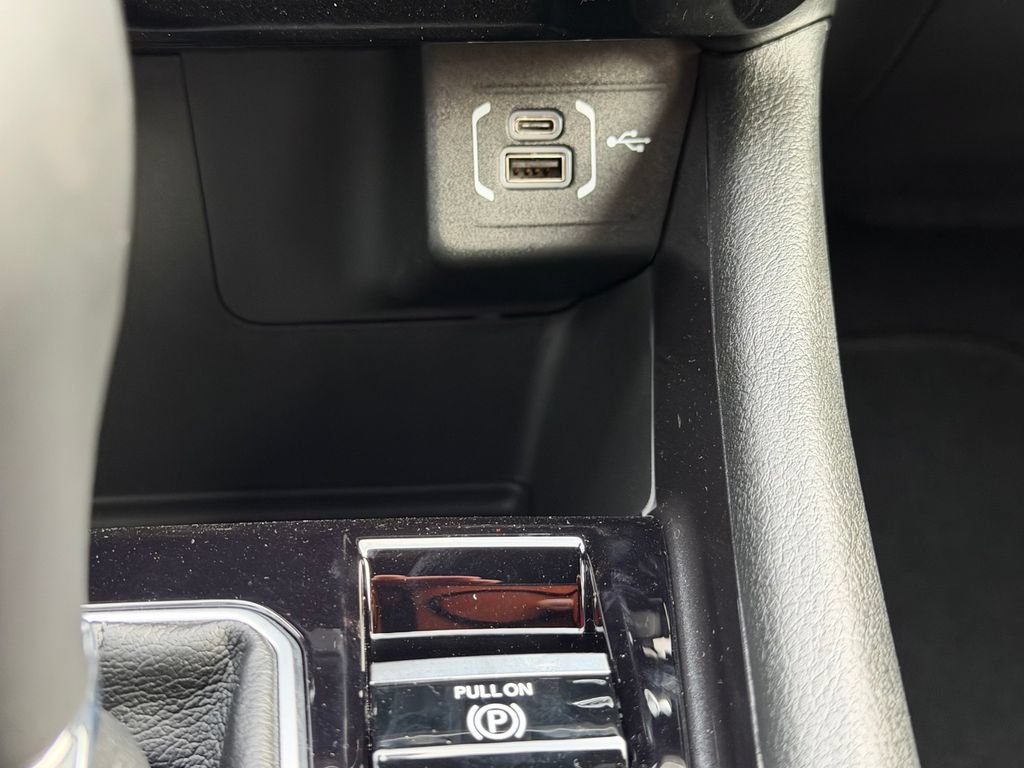 New 2026 Jeep Compass Latitude AWD/4WD image 16