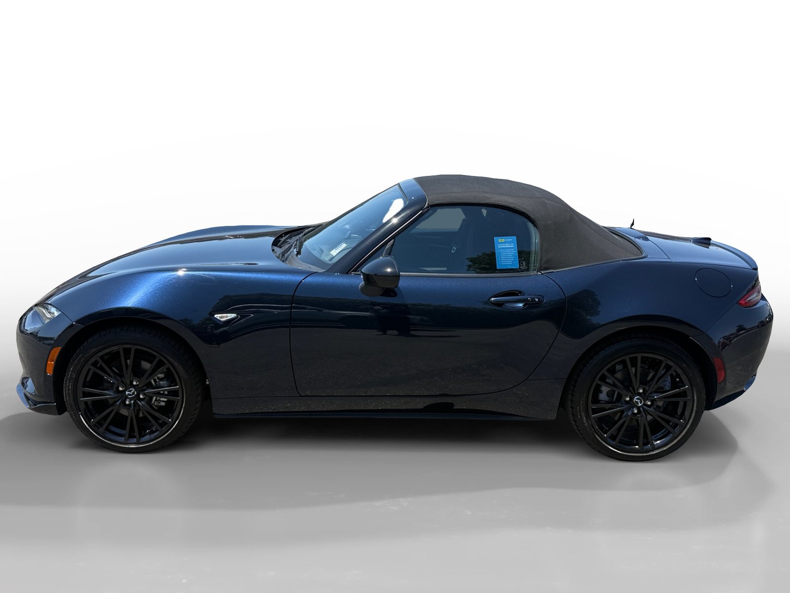 Certified 2025 MAZDA MX-5 Miata Club RWD image 2