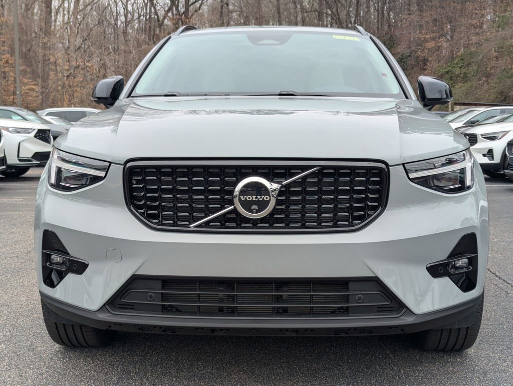 Certified 2026 Volvo XC40 B5 Plus w/ Protection Package Premier AWD/4WD image 9
