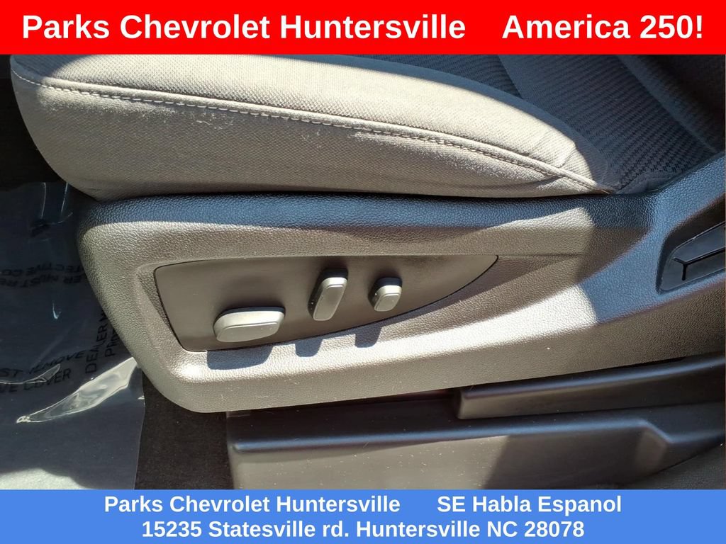 Certified 2017 Chevrolet Silverado 1500 LT w/ All Star Edition AWD/4WD image 17