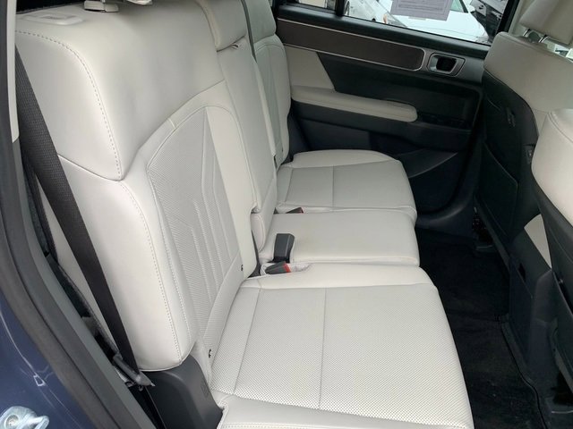 Certified 2025 Hyundai Santa Fe SEL w/ Tow & Go Package image 15