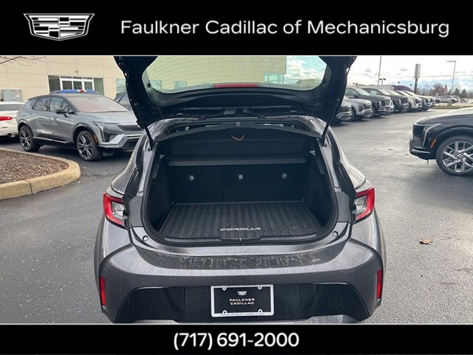 Used 2023 Toyota Corolla SE image 13