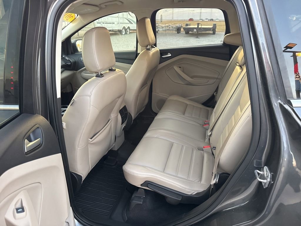 Used 2018 Ford Escape SEL image 16