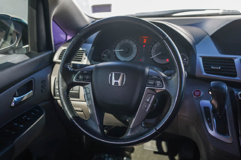 Used 2015 Honda Odyssey Touring image 15