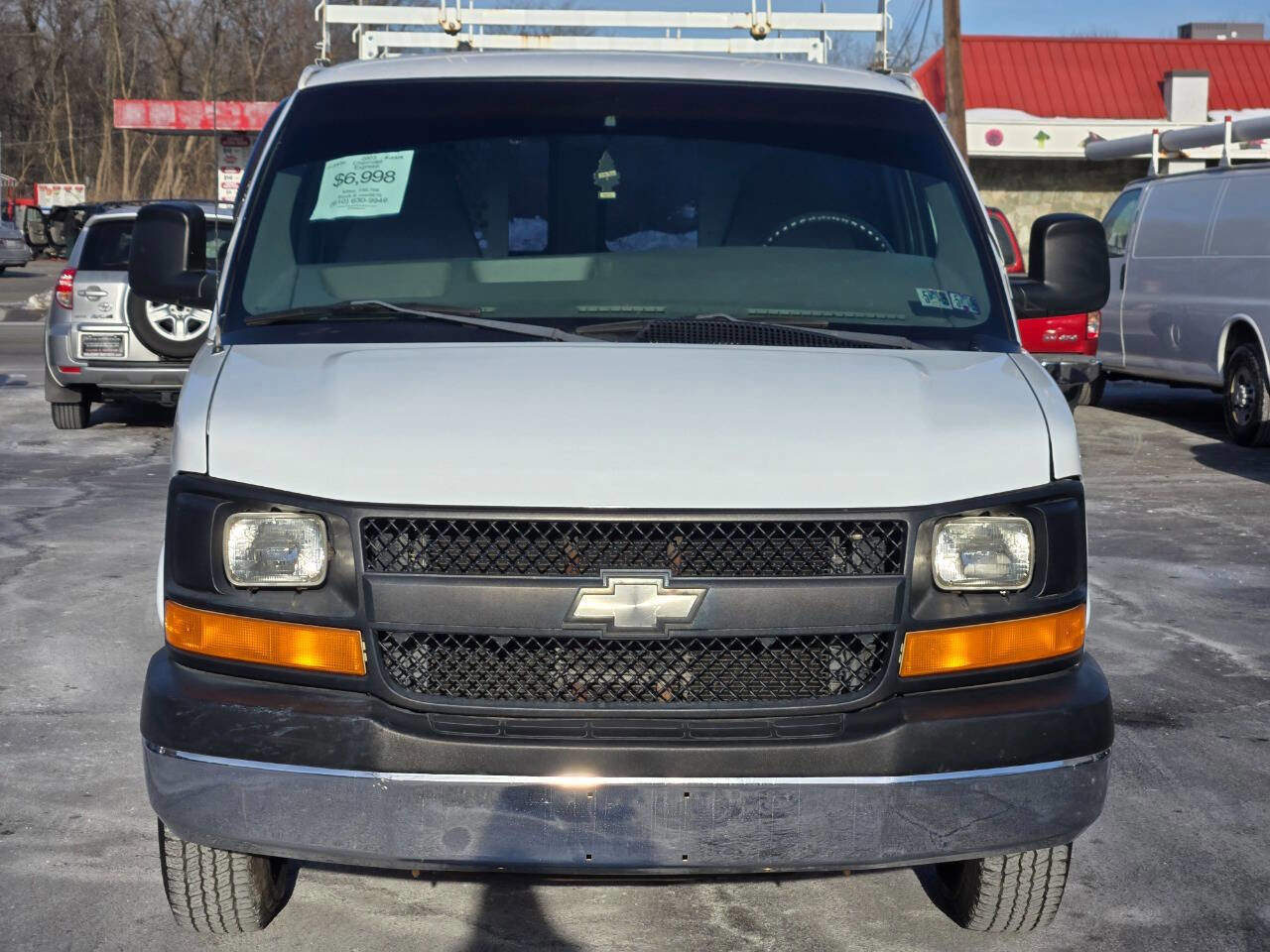 Used 2003 Chevrolet Express 2500 image 3
