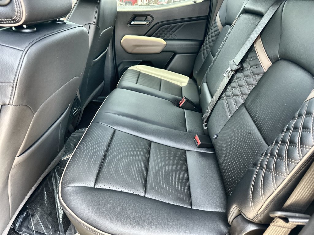 New 2026 GMC Canyon Denali AWD/4WD image 16