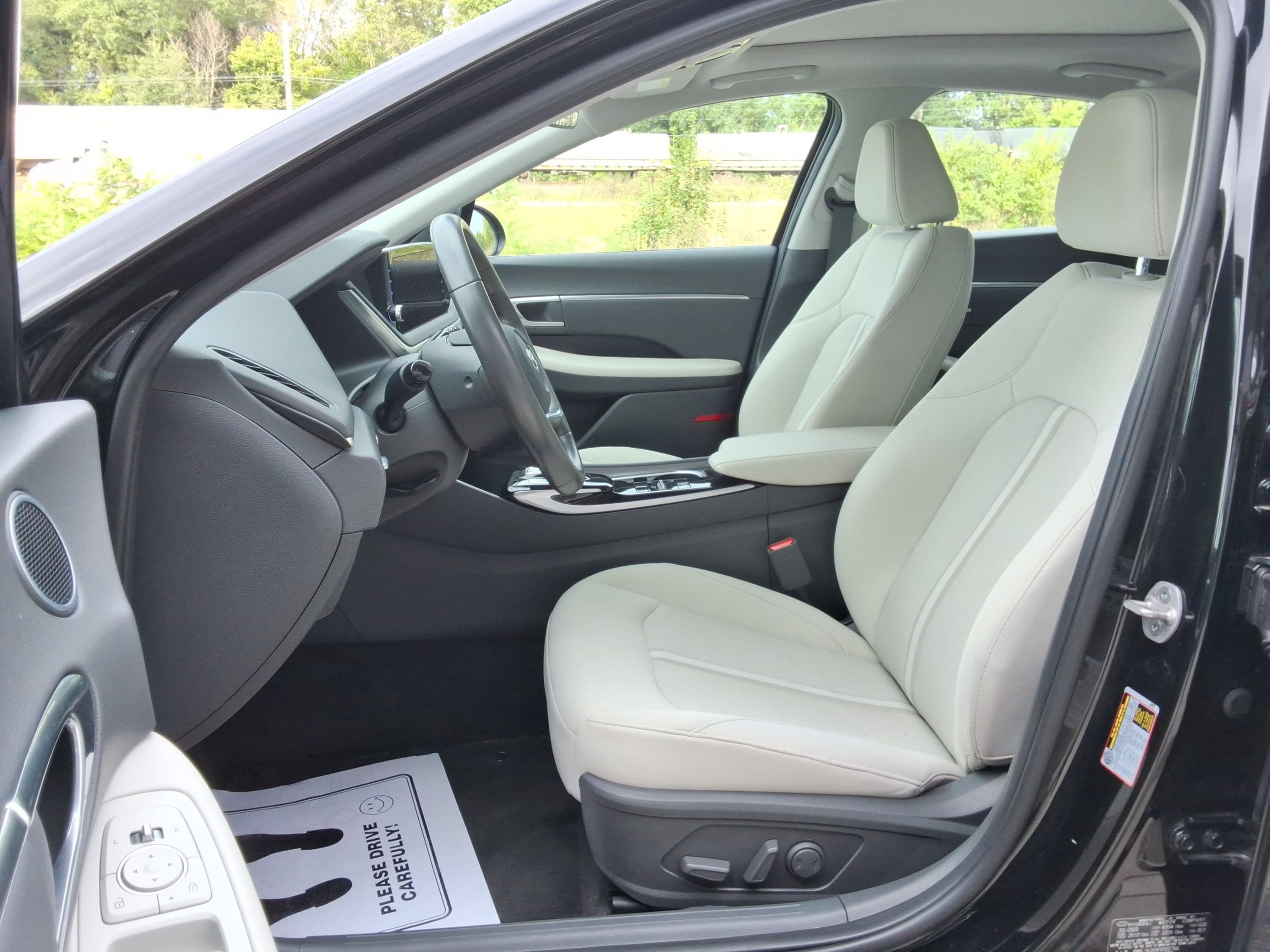 Used 2023 Hyundai Sonata SEL w/ Convenience Package FWD image 29