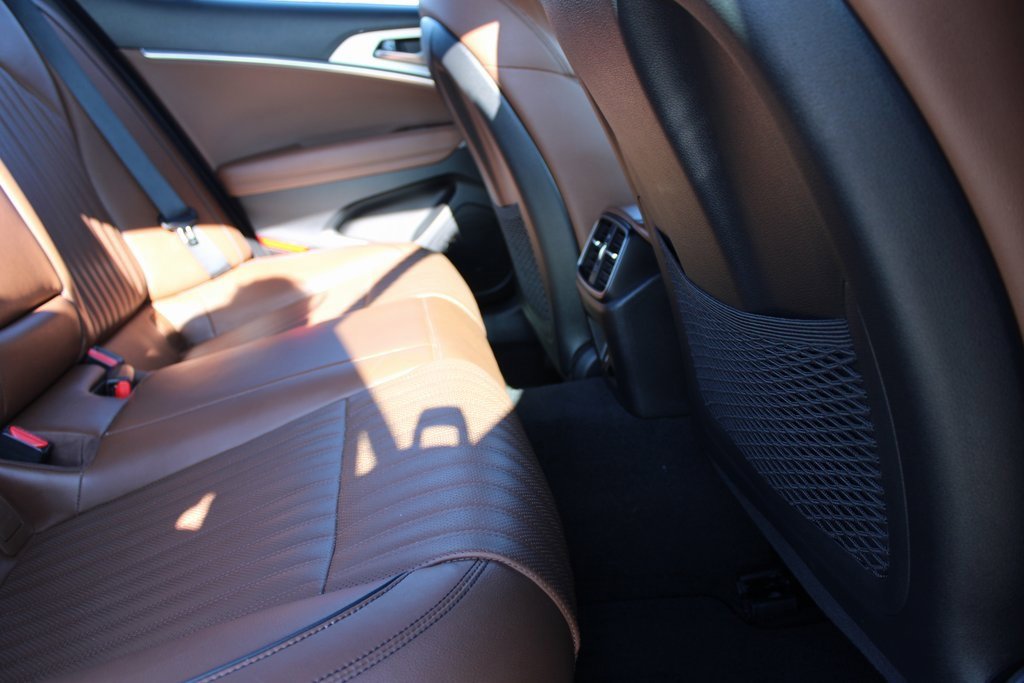 Used 2021 Genesis G70 3.3T image 27