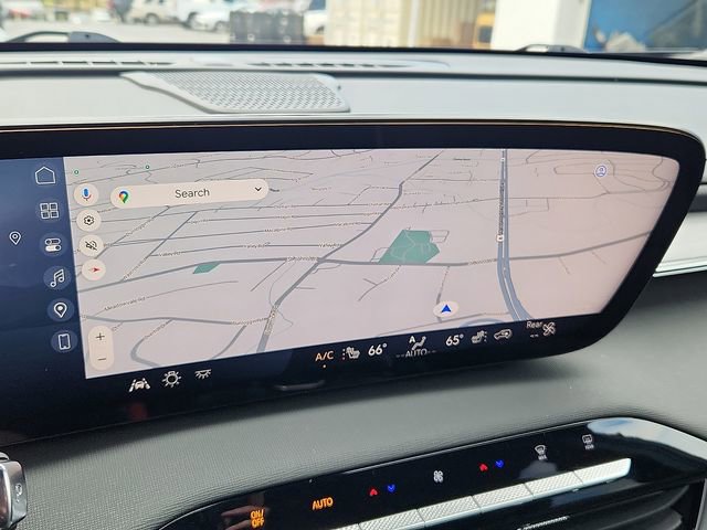 Certified 2025 Buick Enclave Preferred FWD image 16