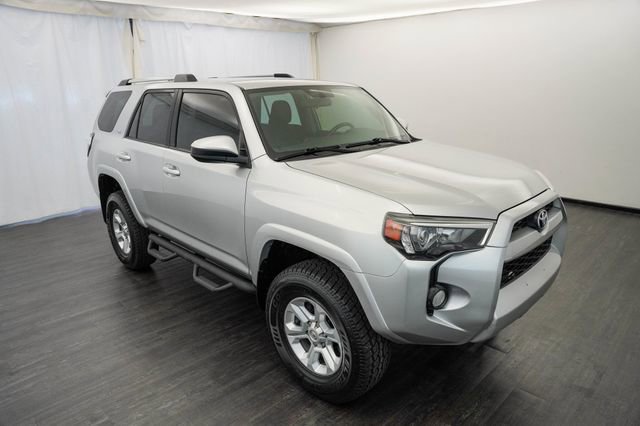 Used 2019 Toyota 4Runner SR5 RWD image 2