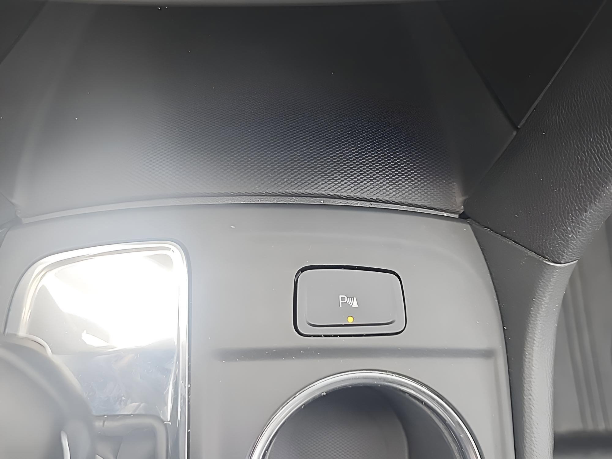 Certified 2023 Chevrolet Equinox LT FWD image 20