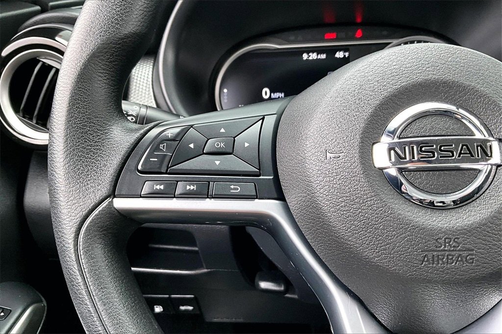 Certified 2019 Nissan Kicks SV image 21