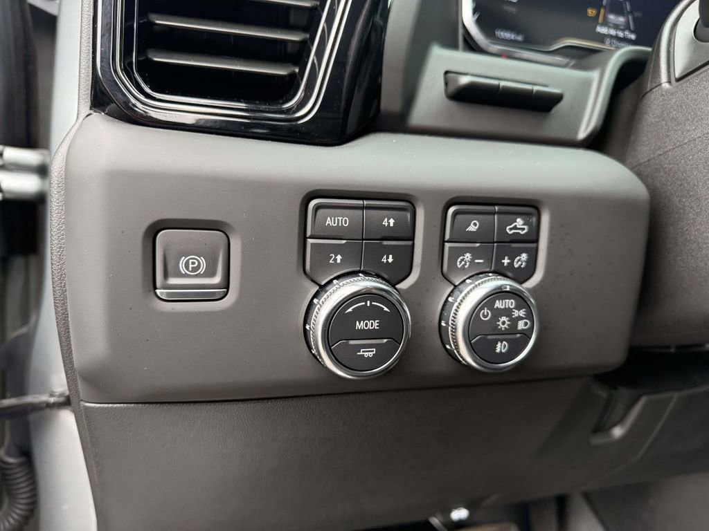 Used 2024 GMC Sierra 2500 AT4 w/ AT4 Premium Plus Package image 15