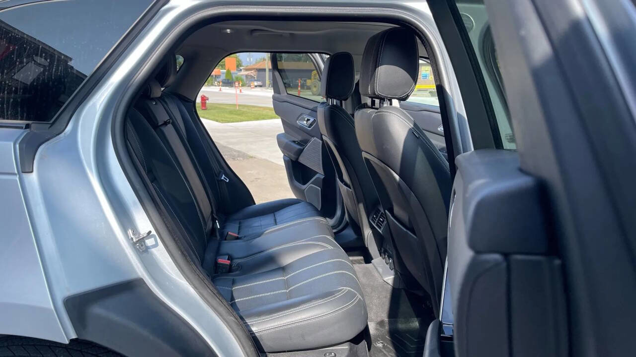 Used 2018 Land Rover Range Rover Velar S image 22