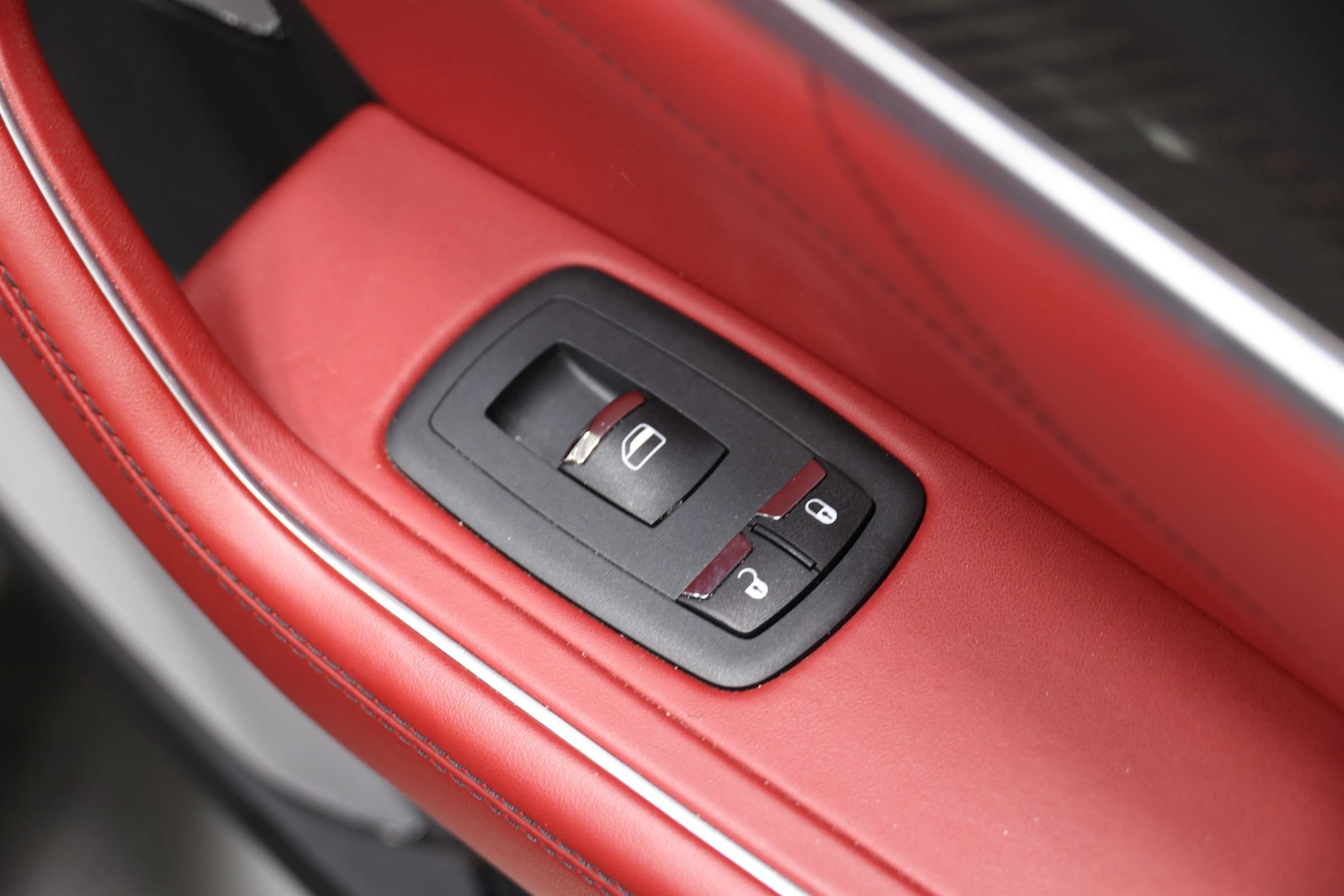 Used 2021 Maserati Levante GTS AWD/4WD image 97