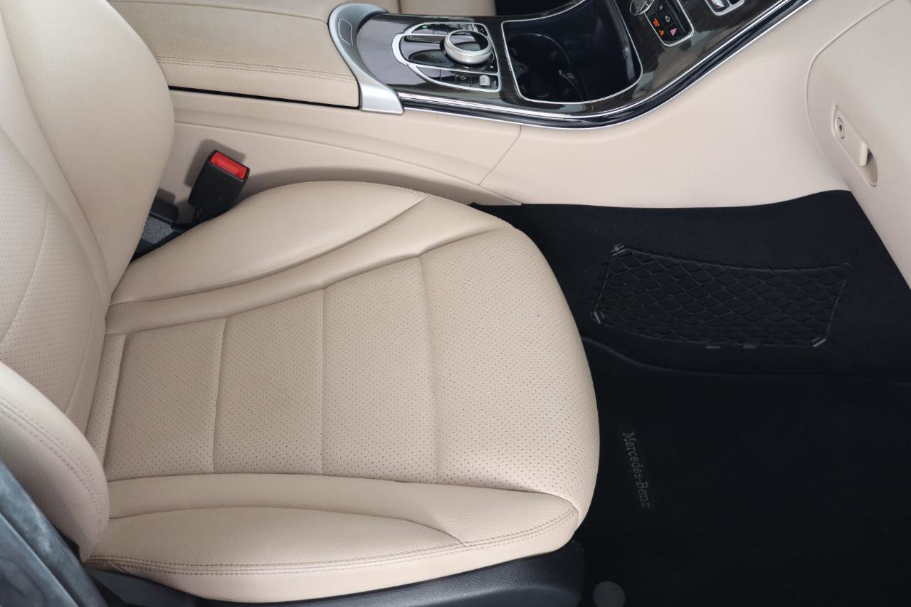 Used 2017 Mercedes-Benz C 300 Sedan w/ Premium 1 Package image 37