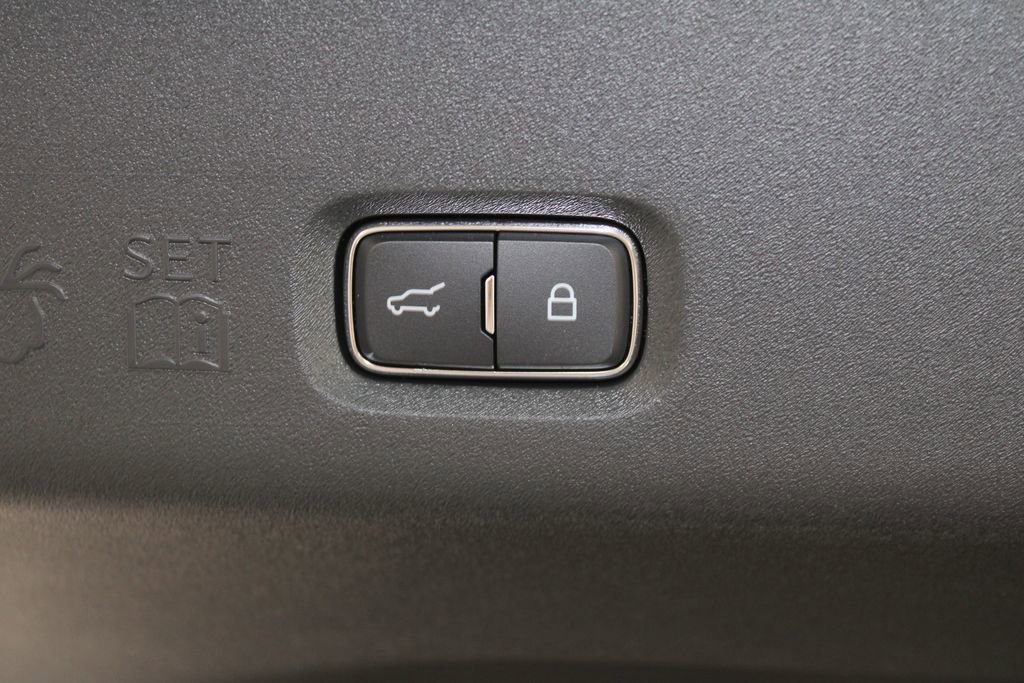 New 2025 Lincoln Navigator L Reserve image 22