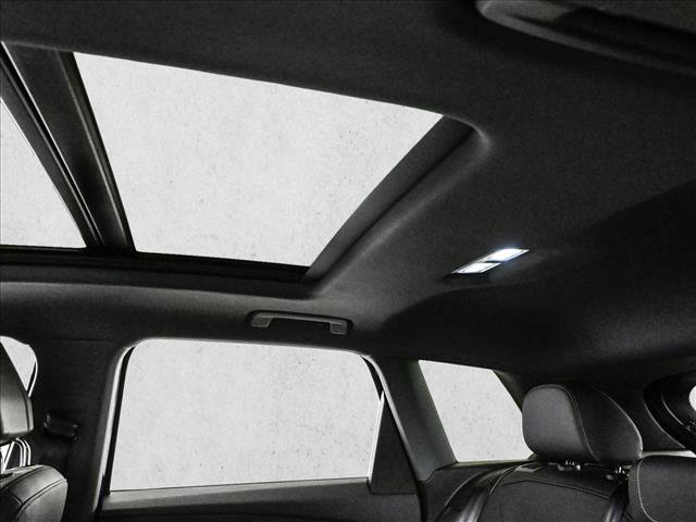 Used 2023 Audi Q4 e-tron Premium w/ Convenience Package image 20