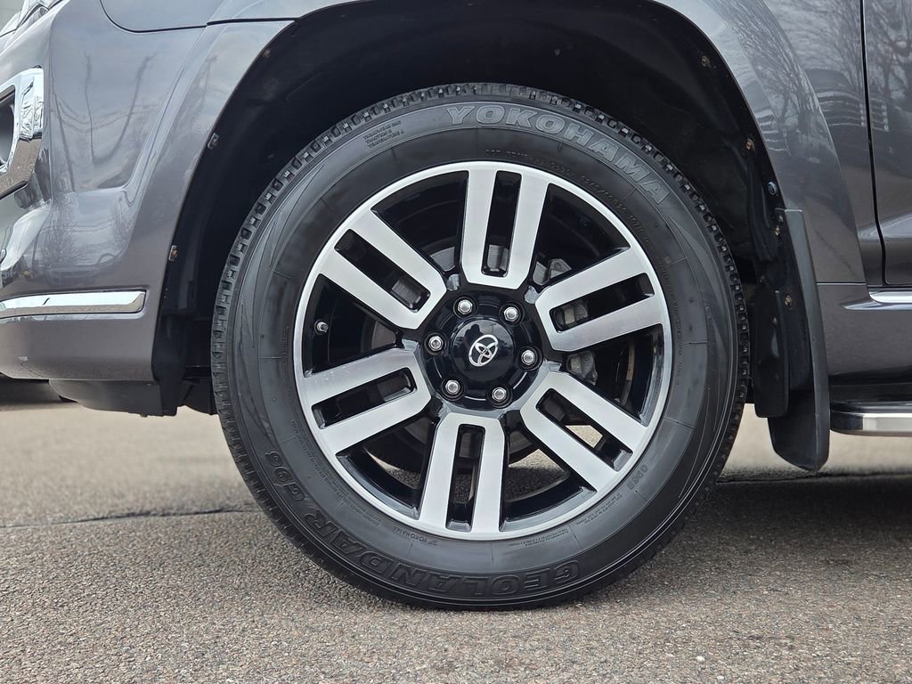 Used 2021 Toyota 4Runner Limited image 11