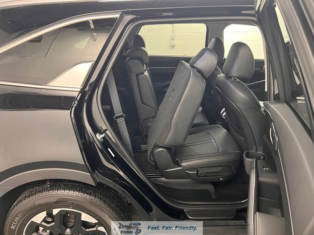 Used 2024 Kia Sorento S w/ Panoramic Sunroof Package FWD image 34