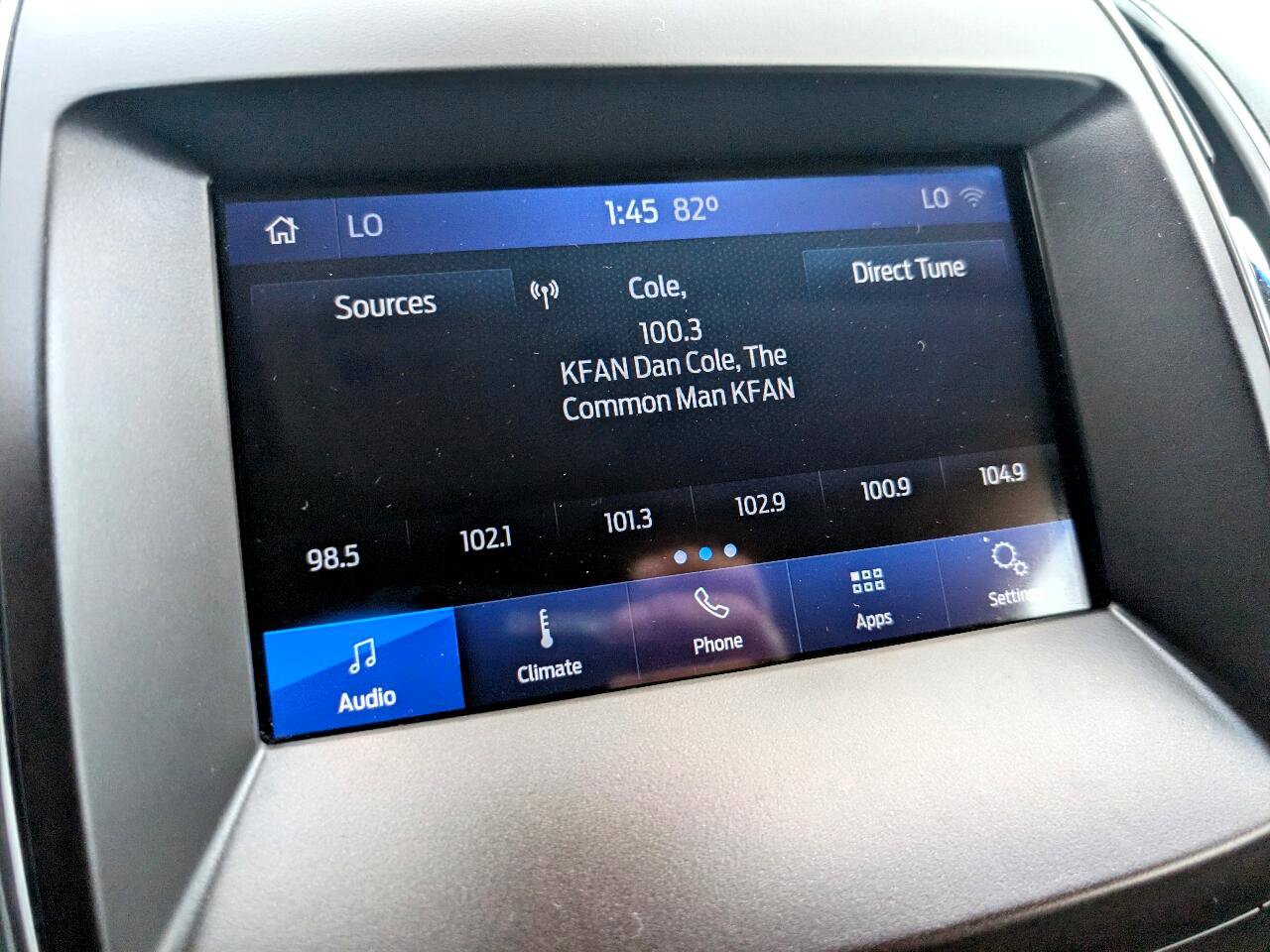 Used 2020 Ford Edge Titanium image 20