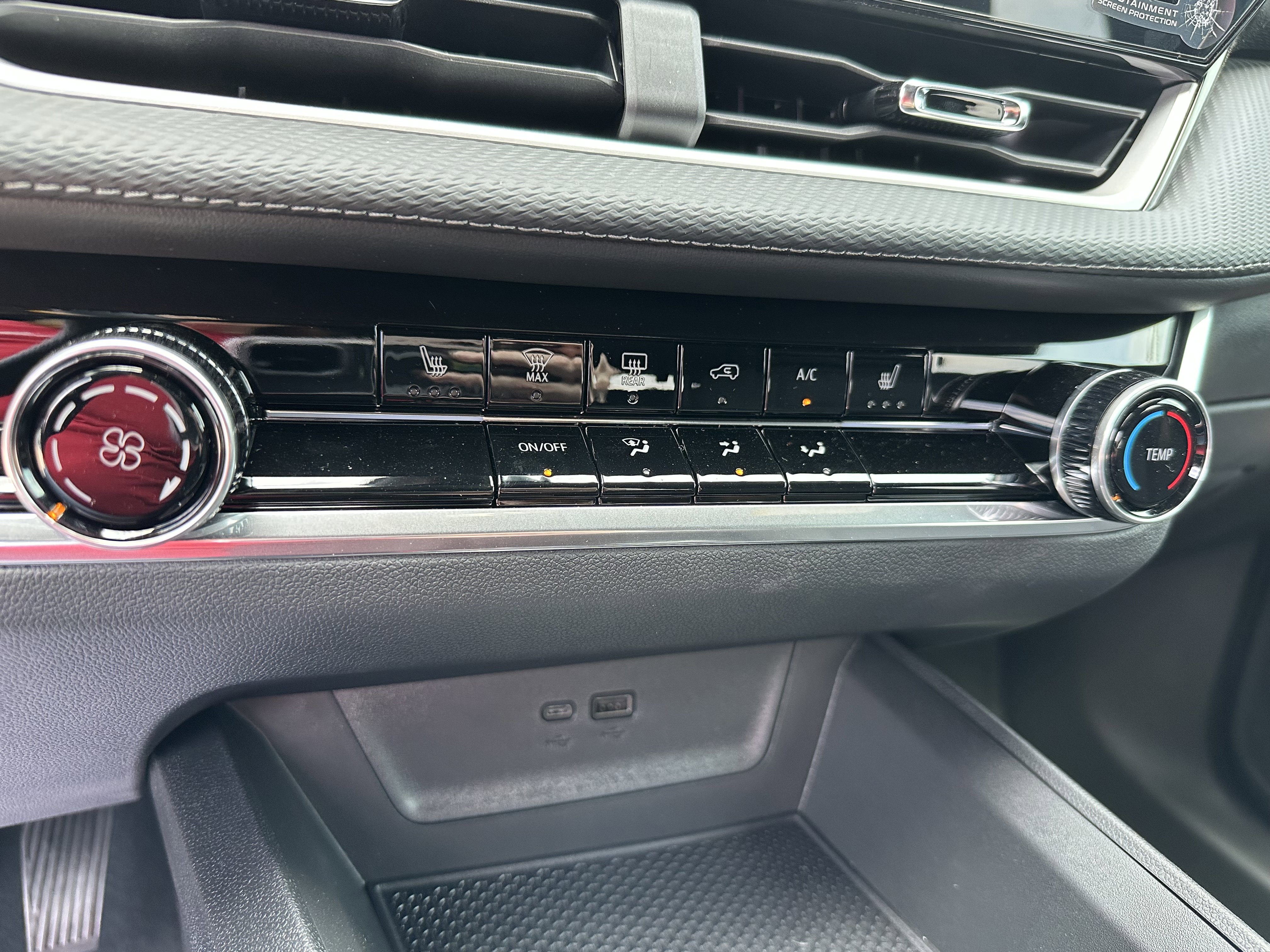 New 2026 Chevrolet Equinox LT w/ Midnight Edition image 18