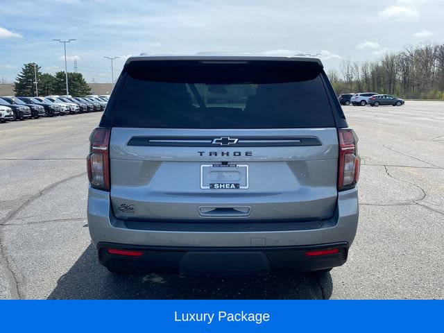 Used 2023 Chevrolet Tahoe Z71 w/ Luxury Package AWD/4WD image 4