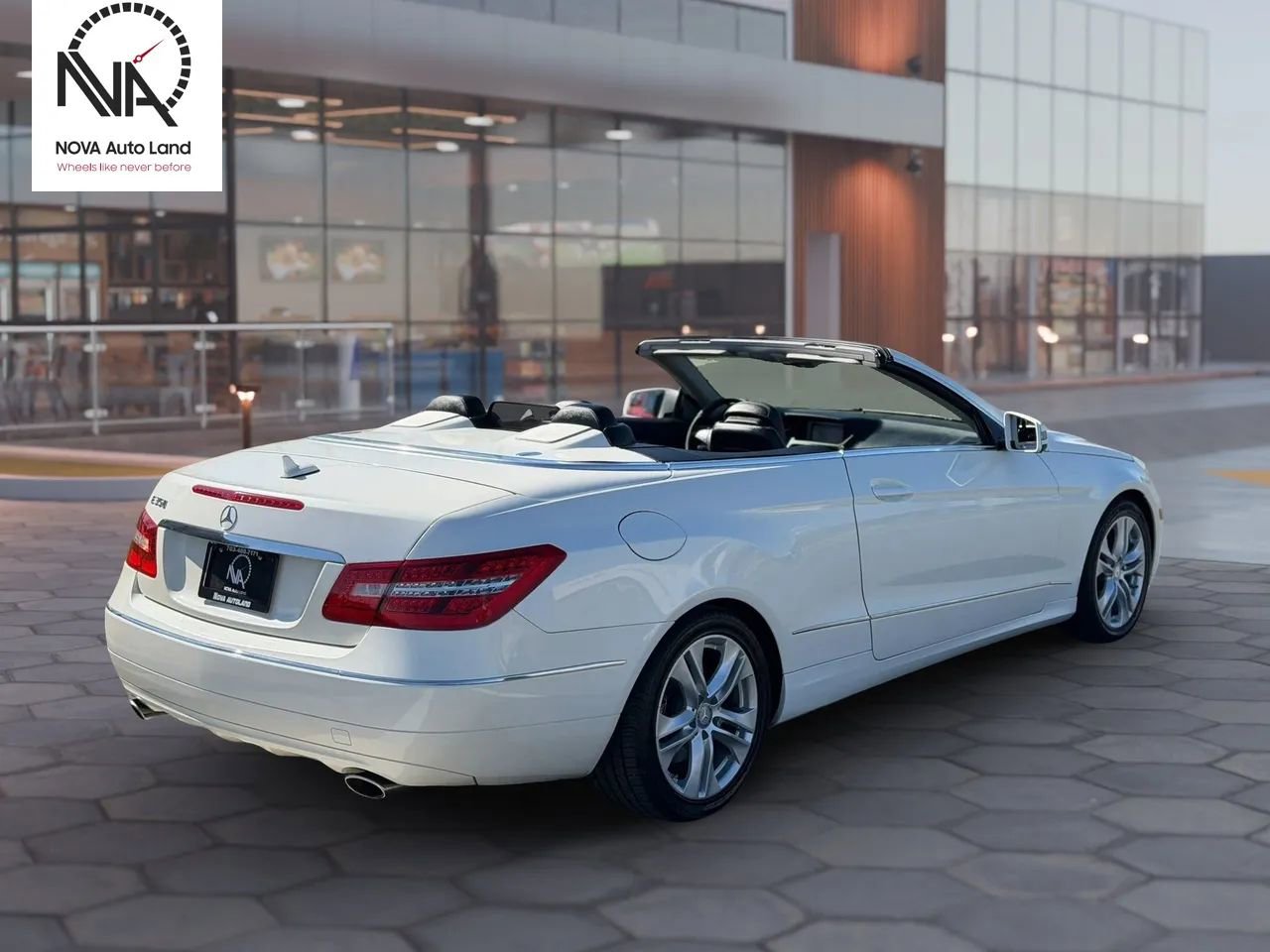 Used 2011 Mercedes-Benz E 350 Cabriolet image 12