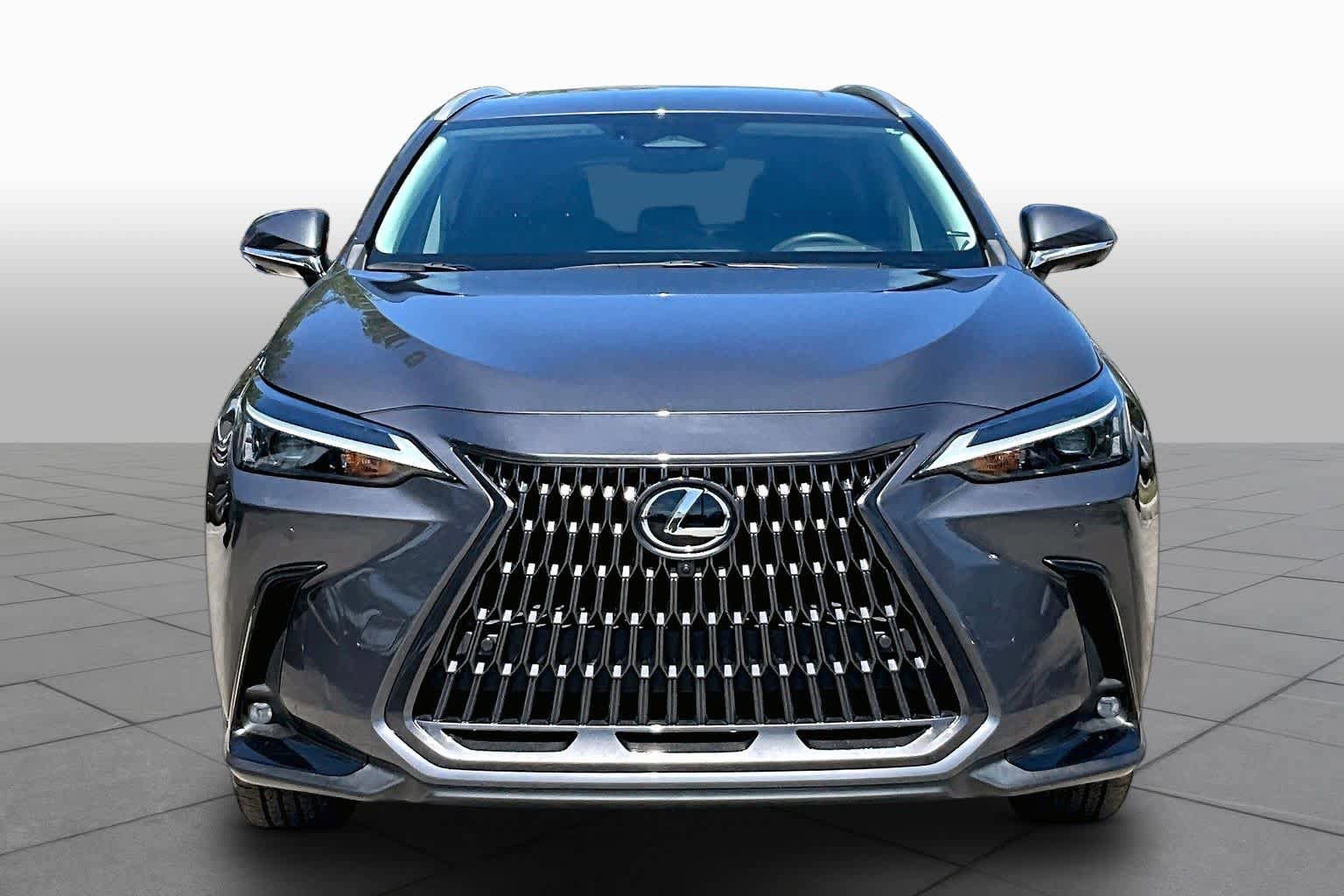 Used 2023 Lexus NX 350 AWD w/ Vision Package image 4