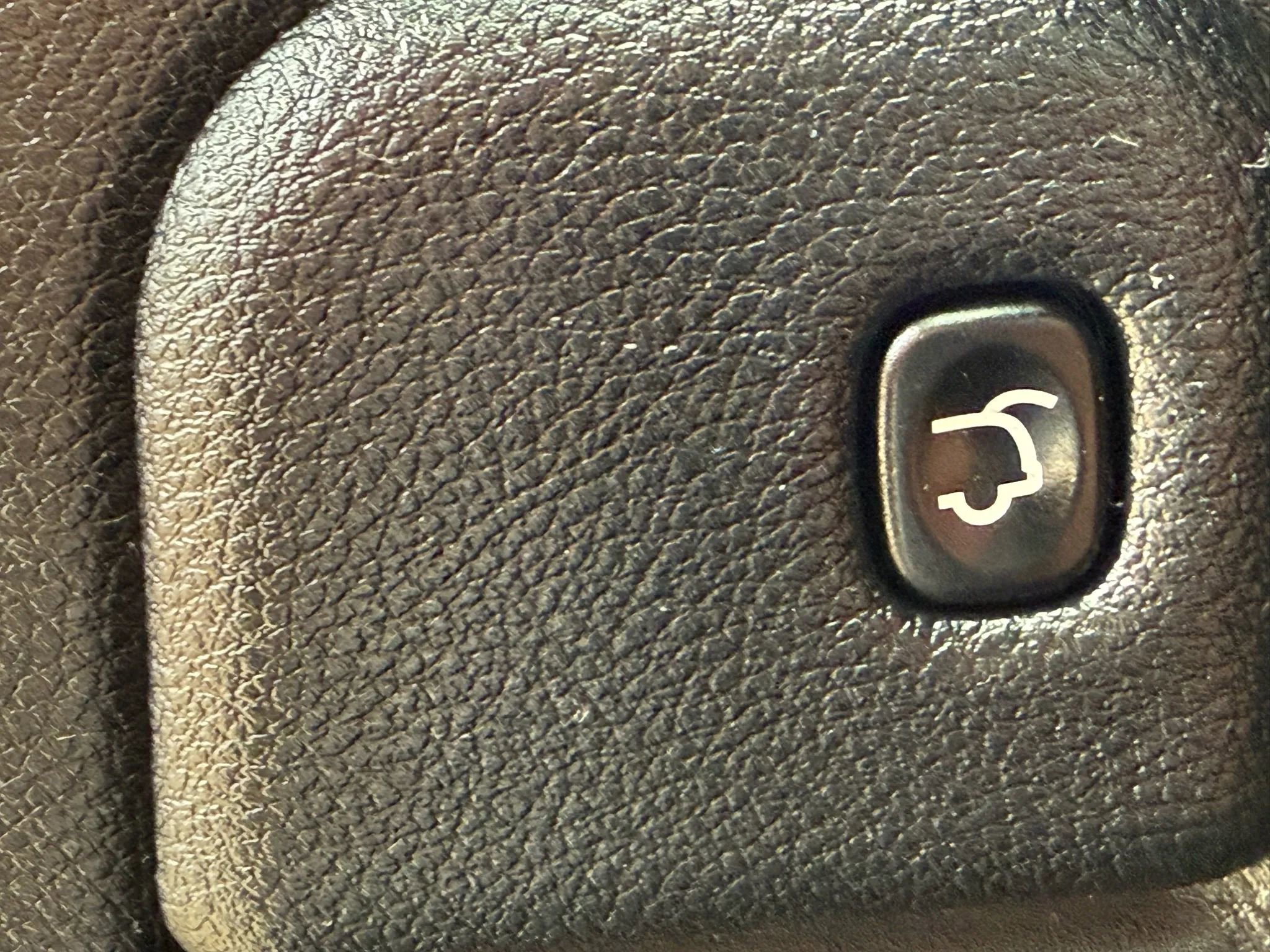 Used 2021 Jeep Grand Cherokee Laredo X image 14