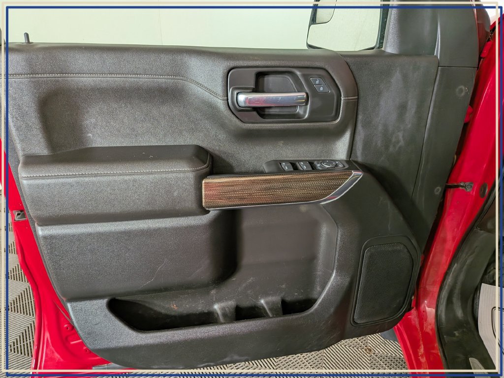 Used 2021 Chevrolet Silverado 1500 LT AWD/4WD image 14