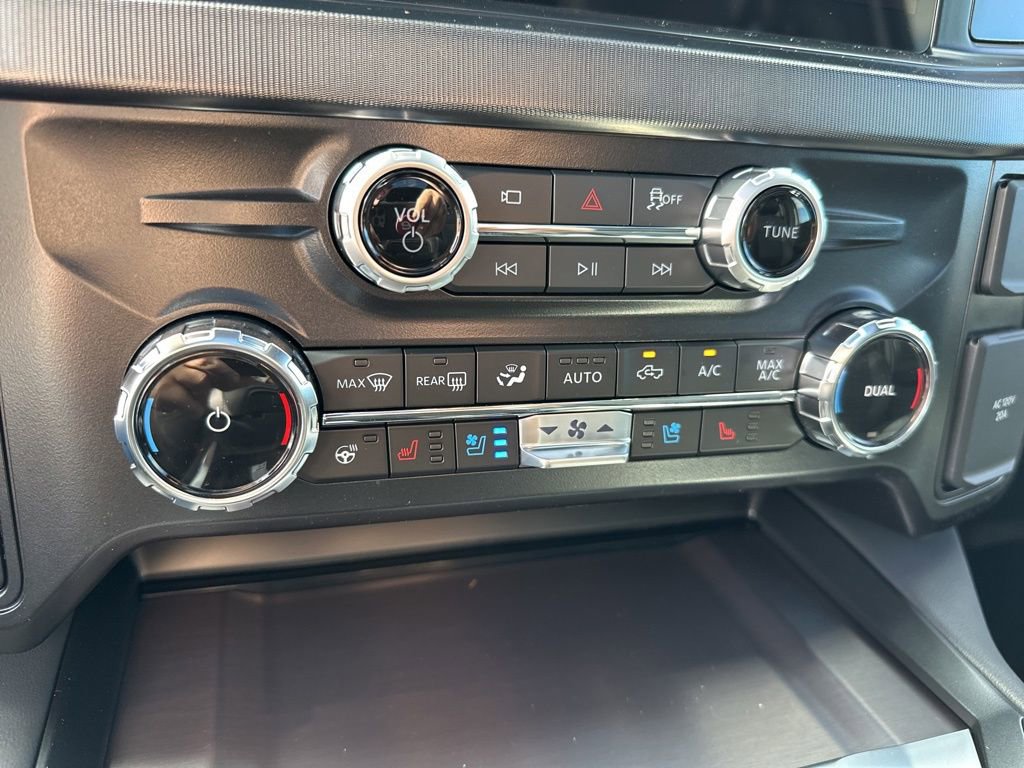 New 2026 Ford F250 Platinum image 36