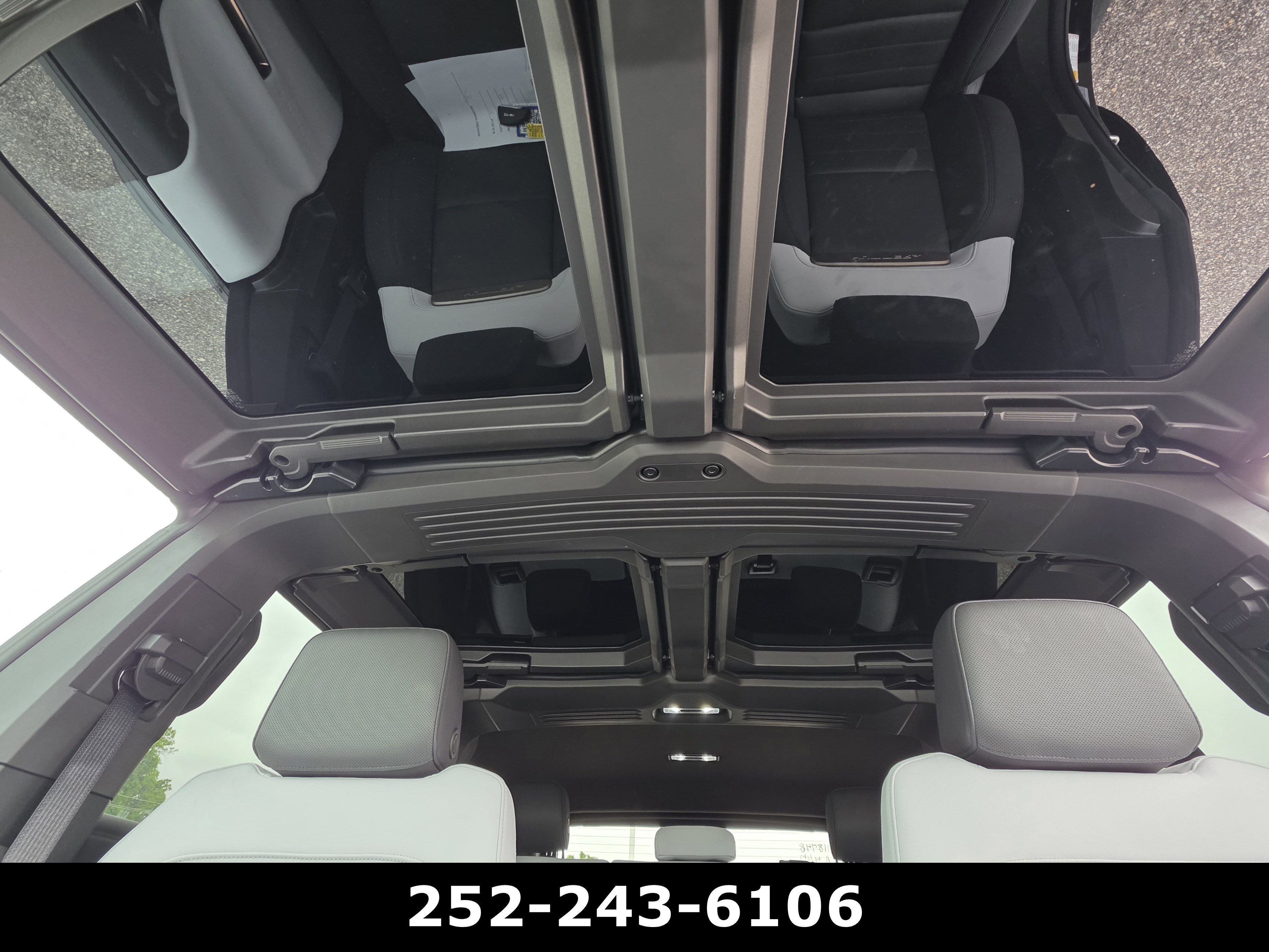 Used 2025 GMC Hummer EV 3X AWD/4WD image 11