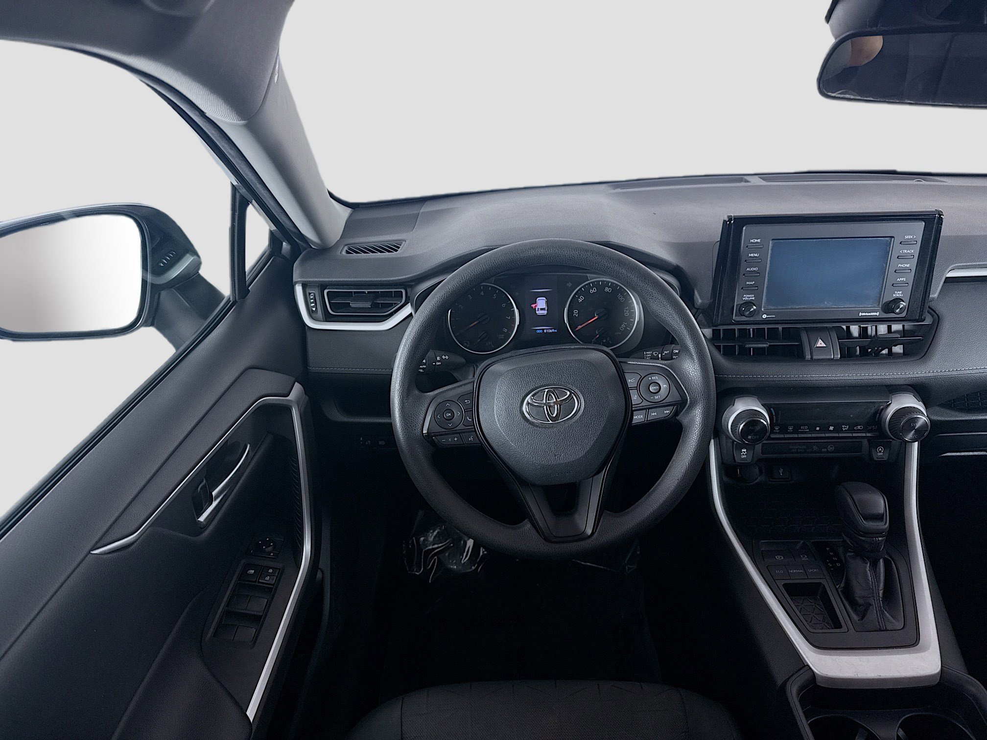 Used 2020 Toyota RAV4 XLE image 17