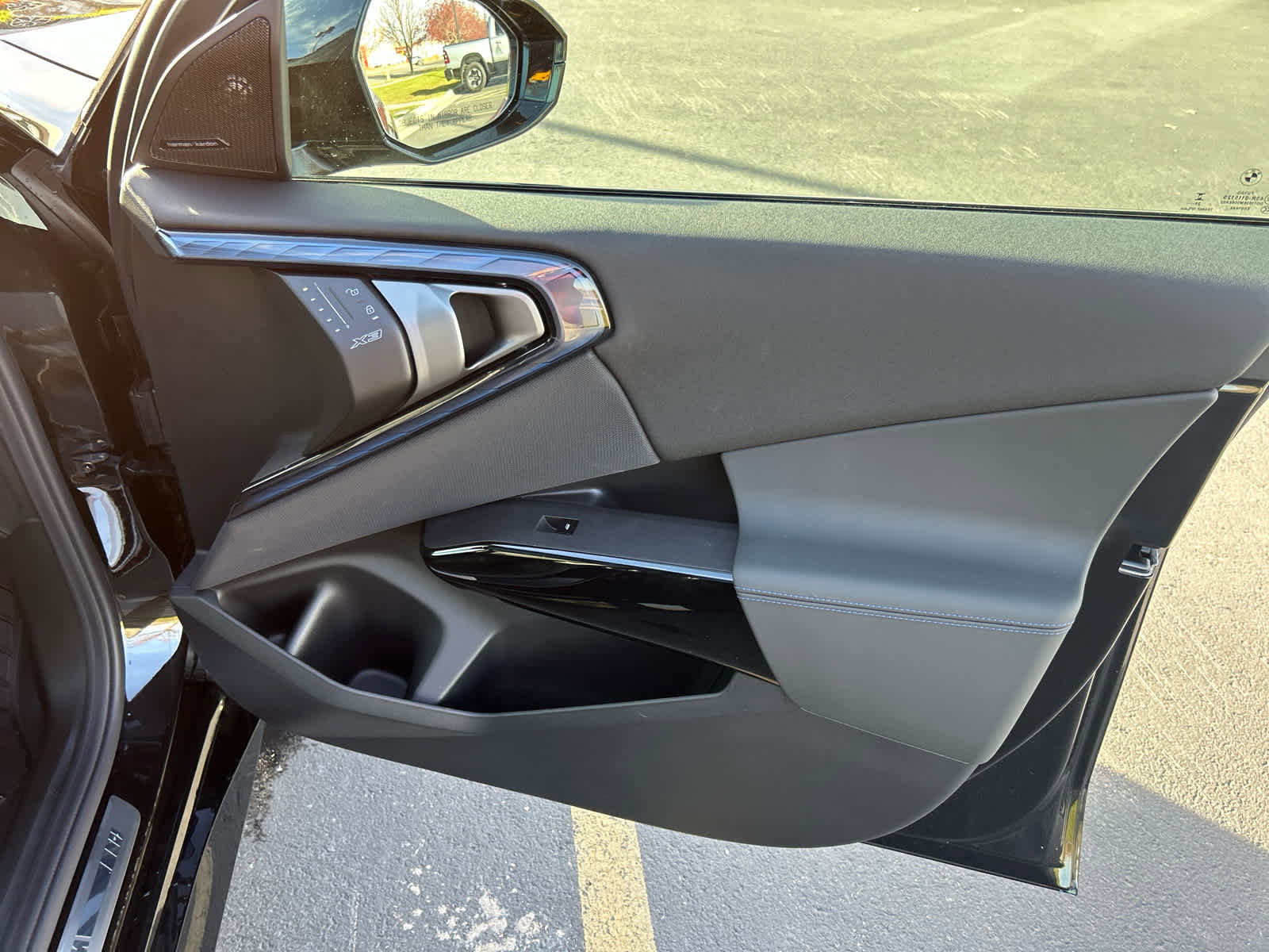 Used 2026 BMW X3 xDrive30 w/ Premium Package image 18