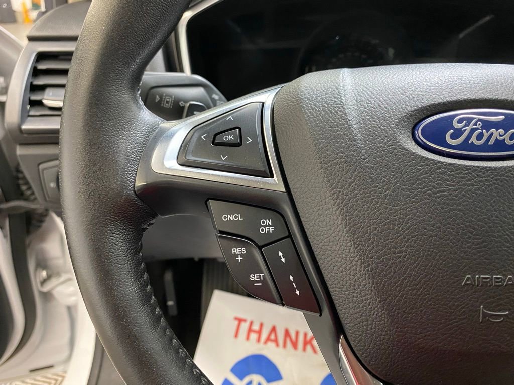 Used 2020 Ford Fusion Titanium AWD/4WD image 18