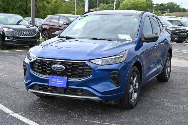 Certified 2023 Ford Escape ST-Line w/ Tech Pack #1 AWD/4WD image 5