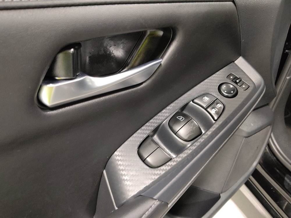 Used 2025 Nissan Sentra SV w/ Trunk Package FWD image 27