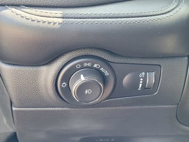 Used 2022 Dodge Durango GT image 24