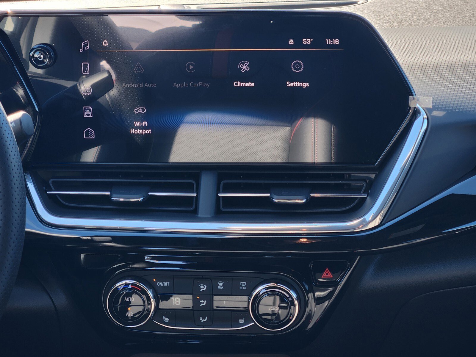 New 2026 Chevrolet Trax RS w/ Driver Confidence Package image 8