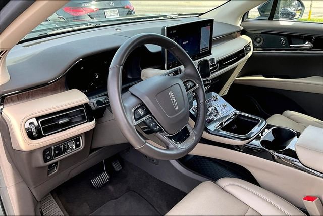 Used 2023 Lincoln Nautilus Reserve w/ Equipment Group 201A image 14