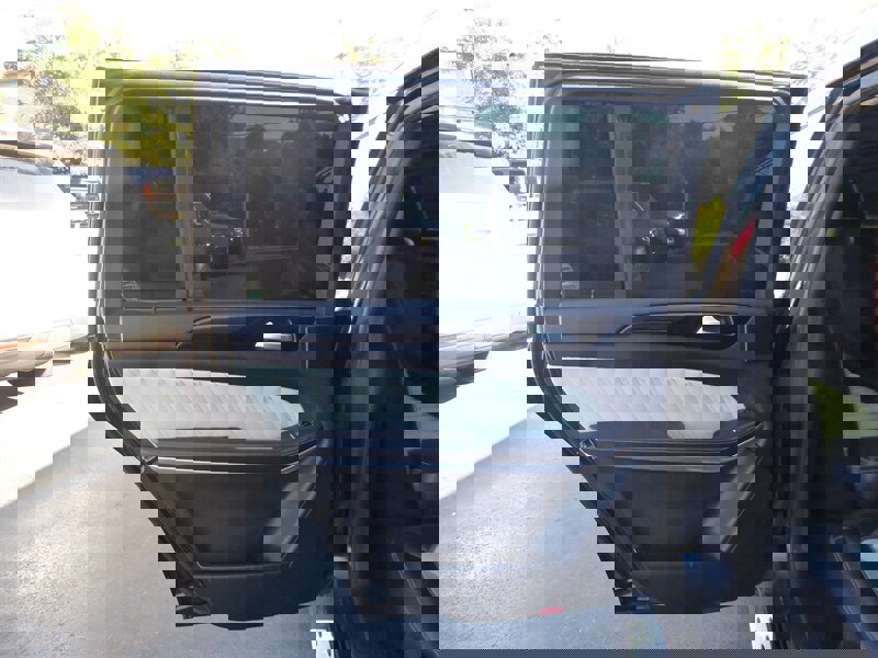 Used 2013 Mercedes-Benz GL 450 4MATIC image 30