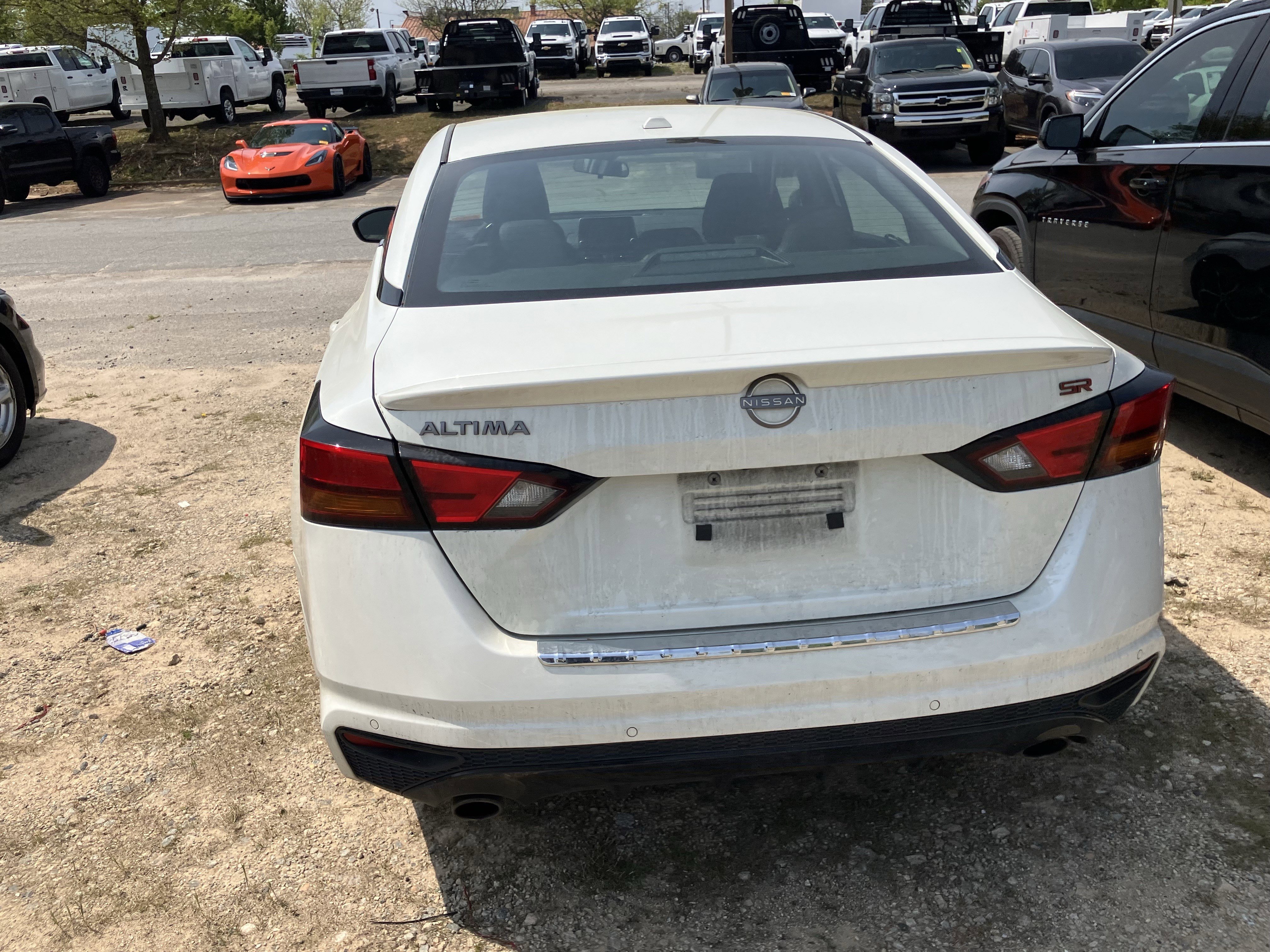 Used 2023 Nissan Altima 2.5 SR FWD image 40