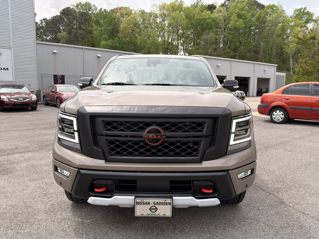 Used 2023 Nissan Titan PRO-4X w/ Pro-4x Convenience Package image 6