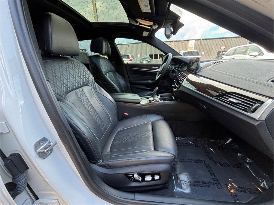 Used 2018 BMW M550i xDrive AWD/4WD image 48
