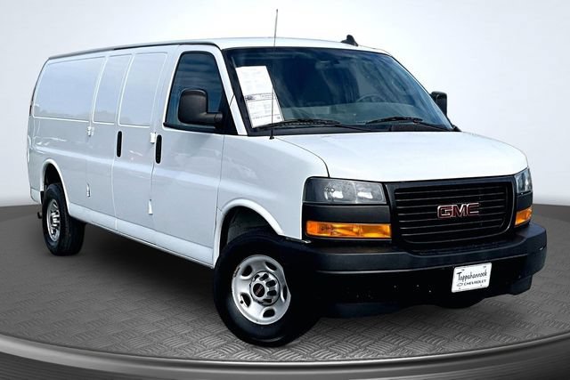 Used 2023 GMC Savana 2500 Extended RWD image 3