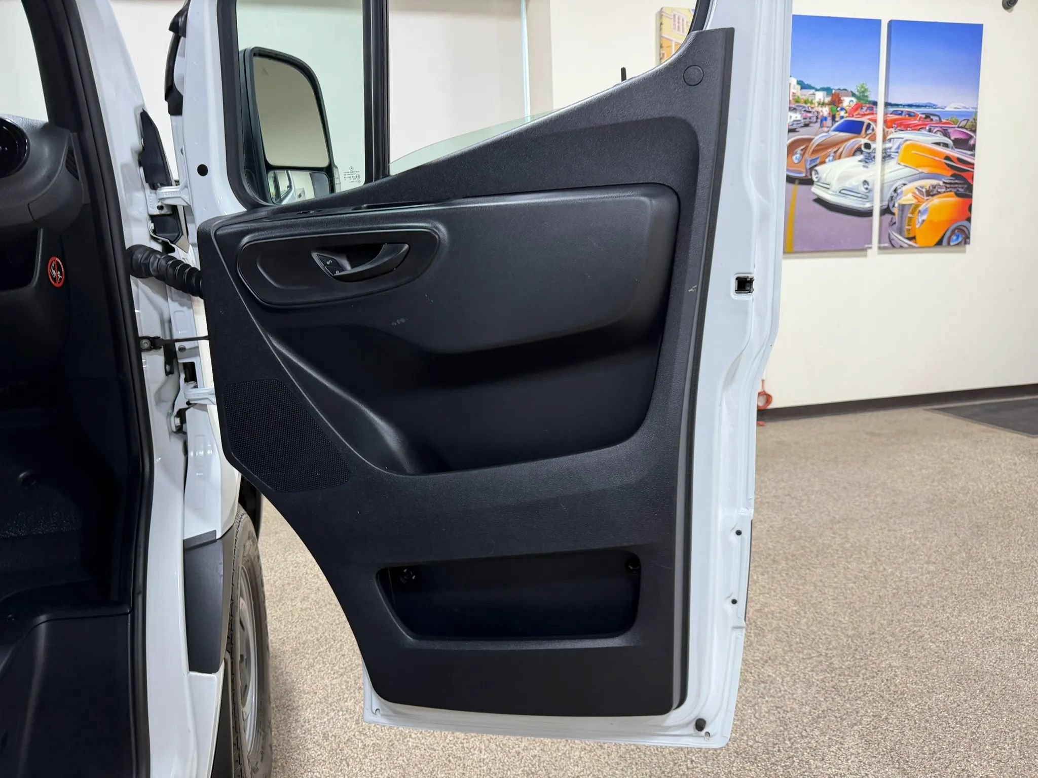 Used 2020 Mercedes-Benz Sprinter 2500 image 29